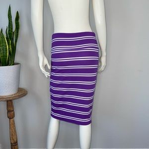 NWT •LuLaRoe• Cassie (Pencil) Skirt